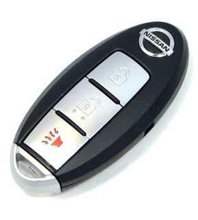 2009 Nissan Versa Smart Proxy Remote / key combo   Used