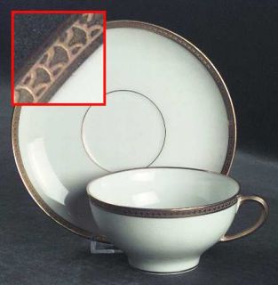 Willaim Guerin Gue11 Flat Cup & Saucer Set, Fine China Dinnerware   Gold Encrust
