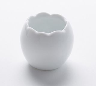 American Metalcraft 1 1/2 oz Egg Cup   White Porcelain