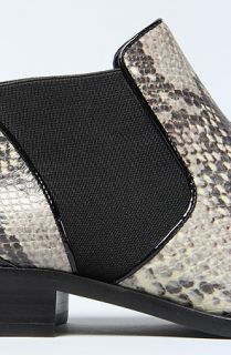 Pour La Victoire Boot Shoe Marble Python Skin LeatherBlack