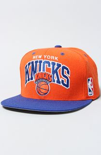 Mitchell & Ness The New York Knicks Arch 2T Snapback Cap in Blue Orange