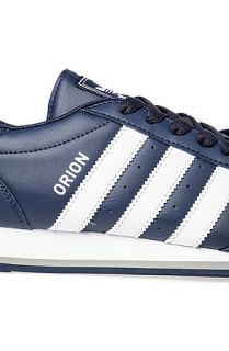 Adidas Sneaker Orion 2 in New Navy & White