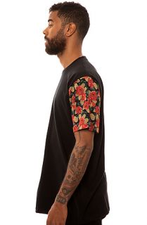 Spool & Thread The Dolo Printed Sleeves Tee in Black and Floral