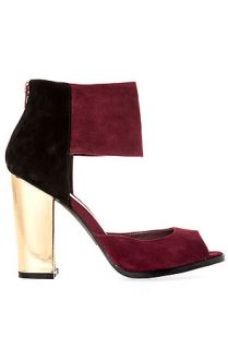 Sole La Vie The Priceless Peep Toe Wide Heel Pump in Burgundy and Gold