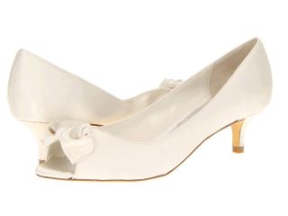 rsvp Sadie Womens Slip on Dress Shoes (White)