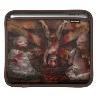 Macabre   Dolls   Having a friend for dinner iPad Sleeve
