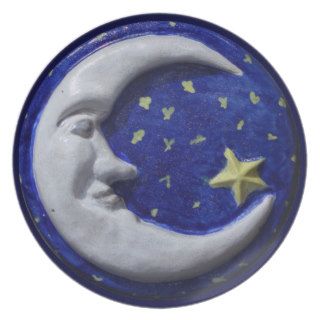 Smiling Moon Party Plate