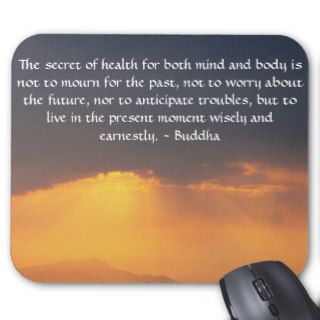 Beautiful Buddhist Quote with inspirational photo Mousepad