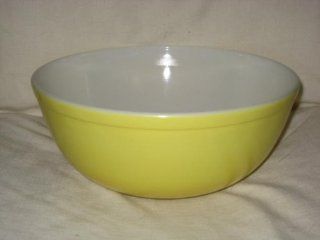 Vintage Pyrex " YELLOW " 4 Quart Mixing Batter Nesting Bowl #404 Kitchen & Dining