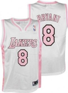 Kobe Bryant Pink Reebok NBA Replica Los Angeles Lakers Girls Jersey   Small (7 8)  Sports Fan Jerseys  Clothing