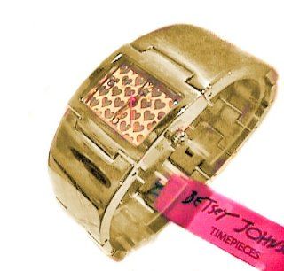 BETSEY JOHNSON BJ00042 02 Gold Tone Hearts Women's Bangle Stainless Steel Bracelet Watch Betsey Johnson Watches