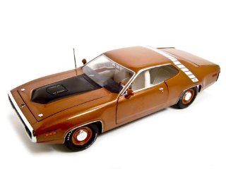 1971 Plymouth RoadRunner Burnt Orange 118 Diecast ERTL Toys & Games