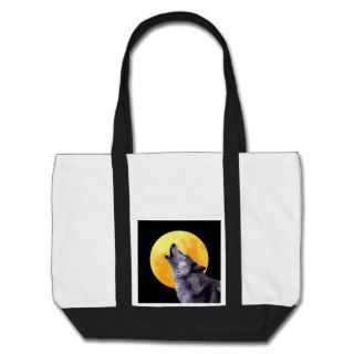 Wolf howls at the full moon bag