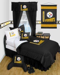 Pittsburgh Steelers NFL 4 Pc QUEEN Comforter Set   Locker Room Series   (Comforter, 2 Shams, 1 Bedskirt) SAVE BIG ON BUNDLING 