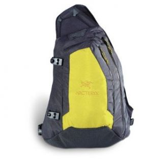Arc'teryx Quiver Backpack   671cu in Lime, One Size Clothing