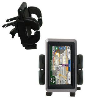 Gomadic Air Vent Clip Based Cradle Holder Car / Auto Mount suitable for the Garmin Zumo 665   Lifetime Warranty GPS & Navigation