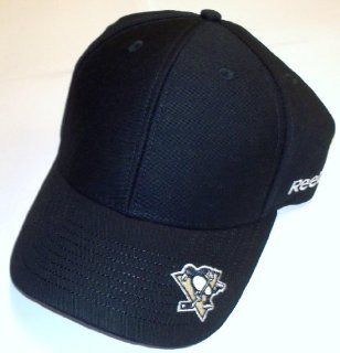 Pittsburgh Penguins Adjustable Velcro Strap Reebok Hat   Osfa   NZE29  Sports Fan Baseball Caps  Sports & Outdoors