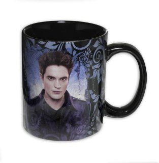 The Twilight Saga Breaking Dawn Part 2   Ceramic Coffee Mug (Edward & The Cullen Crest)   The Twilight Saga Cups