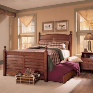 Harbor Town Low Post Louver Bed   Storage Beds