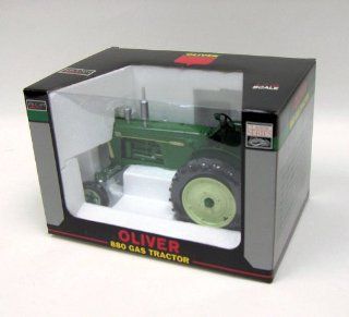 1/16th Oliver 880 Wide Front 'High Detail Series' Toys & Games