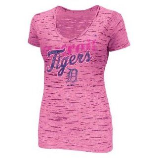 Detroit Tigers Majestic MLB Womens Long Shot Fashion T Shirt  Sports Fan T Shirts  Sports & Outdoors