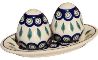Polish Pottery Salt and Pepper Shakers From Zaklady Ceramiczne Boleslawiec #961 56 Peacock Pattern Kitchen & Dining
