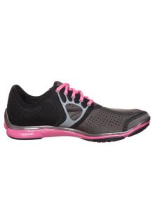 Under Armour FEATHER RADIATE   Lightweight running shoes   black