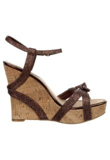 Guess DABBERA   Wedge sandals   gold