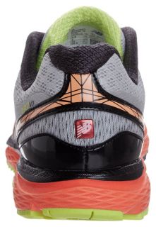 New Balance M 790   Cushioned running shoes   orange