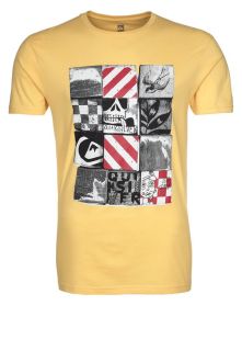 Quiksilver   Print T shirt   yellow