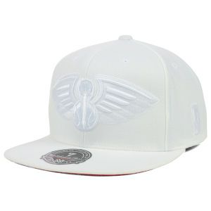 New Orleans Pelicans Mitchell and Ness NBA Under White Fitted Hat