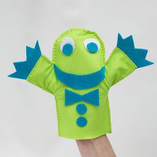 felt frog hand puppet sewing kit by gemima craft kits