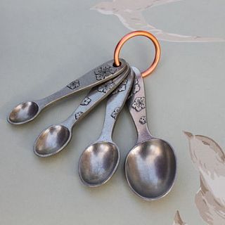 blossom measuring spoon set by lucas bond