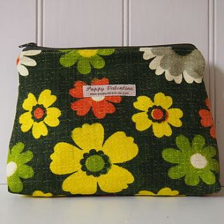 make up bag vintage green daisy by poppy valentine