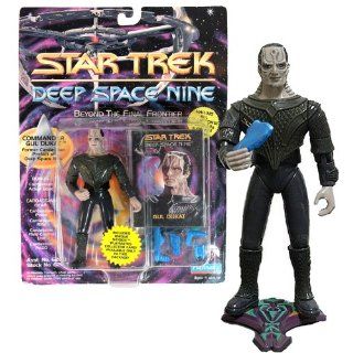 Playmates Year 1993 Star Trek Deep Space Nine Series 5 Inch Tall Action Figure   Commander GUL DULKAT "Former Cardassian Prefect of Deep Space Nine" with Pistol, Rifle, Field Control Unit, PADD,Action Base and Exclusive Collector Card Toys &