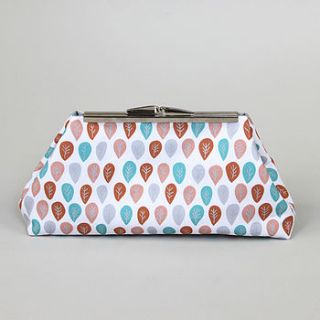snooty feathers clutch bag by sewsew