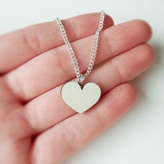 wooden heart necklace by kate rowland illustration