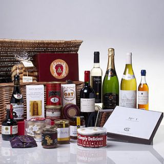 the gourmet gift hamper by whisk hampers