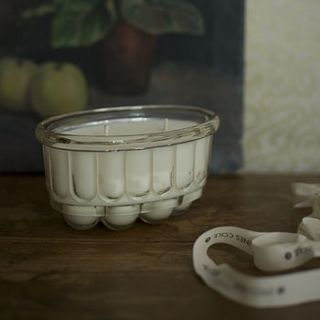 vintage jelly mould candle by roost living