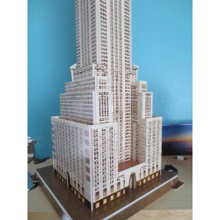 Daron 3D Chrysler Building 70 Piece Puzzle Toys & Games