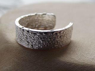 silver textured toe ring by lucy kemp jewellery