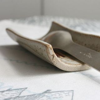 tea spoon rest by tom butcher ceramics