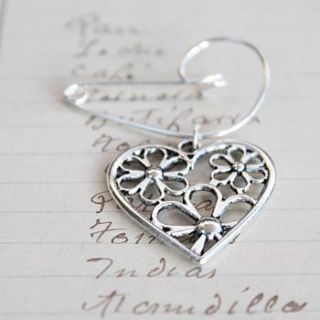 filigree heart brooch by zamsoe