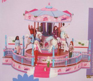 Barbie Holiday Go Round MUSICAL MERRY GO ROUND w 50 Songs (2001) Toys & Games