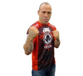 Venum Wanderlei Silva "UFC 147 Walk Out" T shirt   Black/Red  Sports Fan T Shirts  Sports & Outdoors
