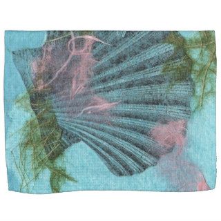 Sea Star and Scallop Towels