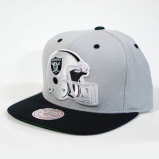 Oakland Raiders Mitchell & Ness NFL Throwback Helmet Silver/Black 2 Tone Snapback Hat Clothing