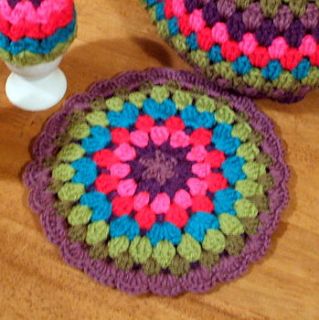 crocheted vintage style tea pot hot pad by cookie crochet