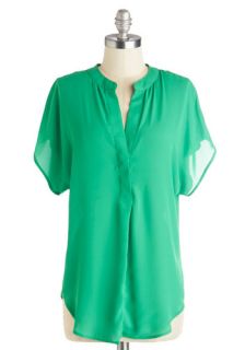 Bask in the Breeze Top in Kelly Green  Mod Retro Vintage Short Sleeve Shirts