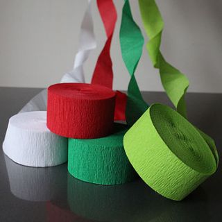christmas crepe paper streamers x4 by pearl and earl